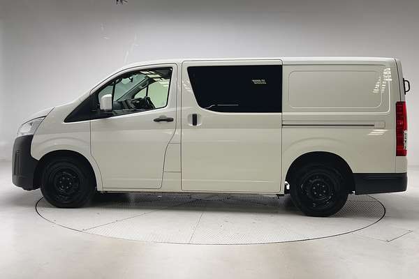 2021 Toyota Hiace GDH300R LWB thumb-4