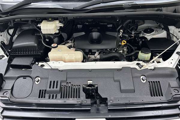 2021 Toyota Hiace GDH300R LWB thumb-9