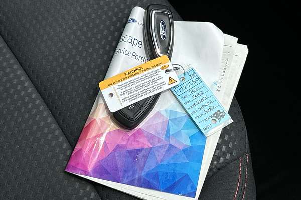 2021 Ford Escape ST-Line ZH thumb-22