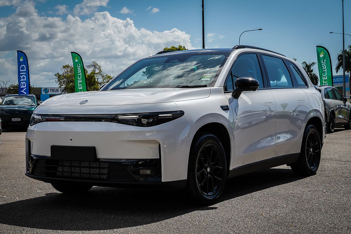 2025 Leapmotor C10 REEV Ultra Hybrid Style B11