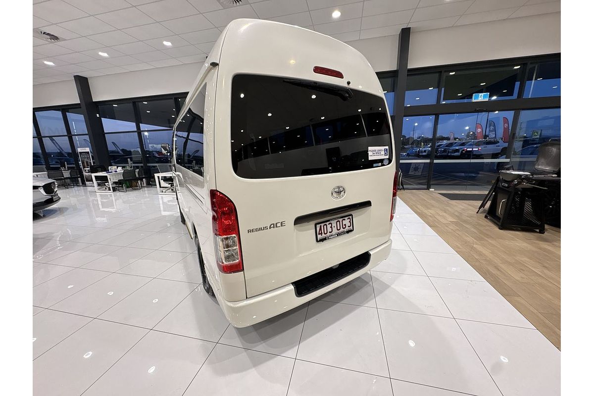 2017 Toyota Hiace TRH201R LWB