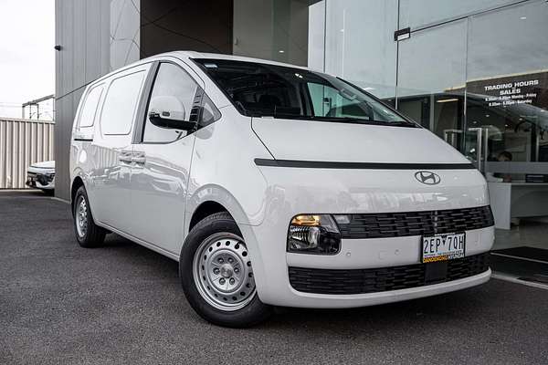 2026 Hyundai STARIA LOAD  US4.V4