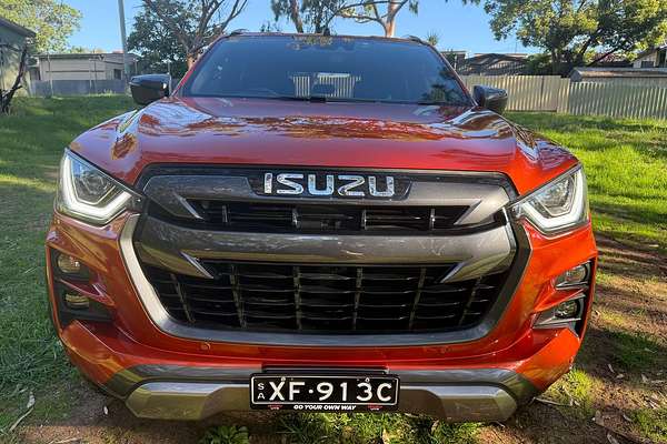2021 Isuzu D-MAX X-TERRAIN 4X4 thumb-1