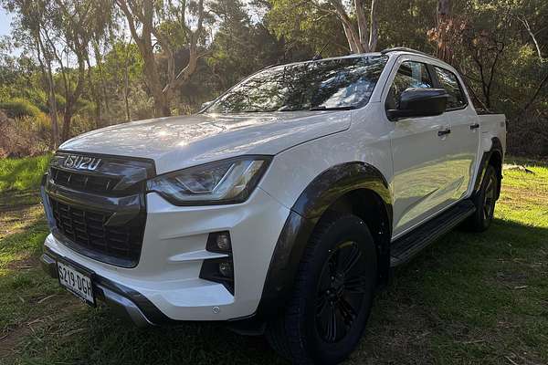 2021 Isuzu D-MAX X-TERRAIN 4X4 thumb-3