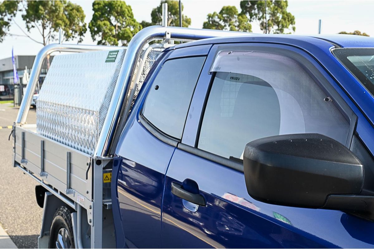 2022 Isuzu D-MAX SX 4X4
