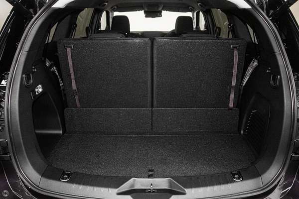 2025 Isuzu MU-X LS-U thumb-8