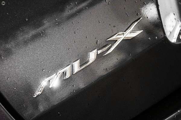 2025 Isuzu MU-X LS-U thumb-10