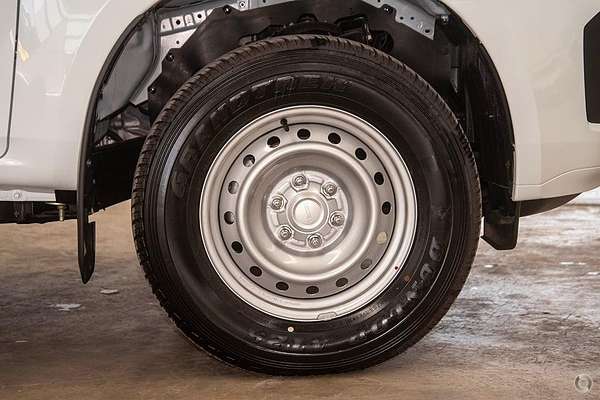 2026 Isuzu D-MAX SX High Ride Rear Wheel Drive thumb-5