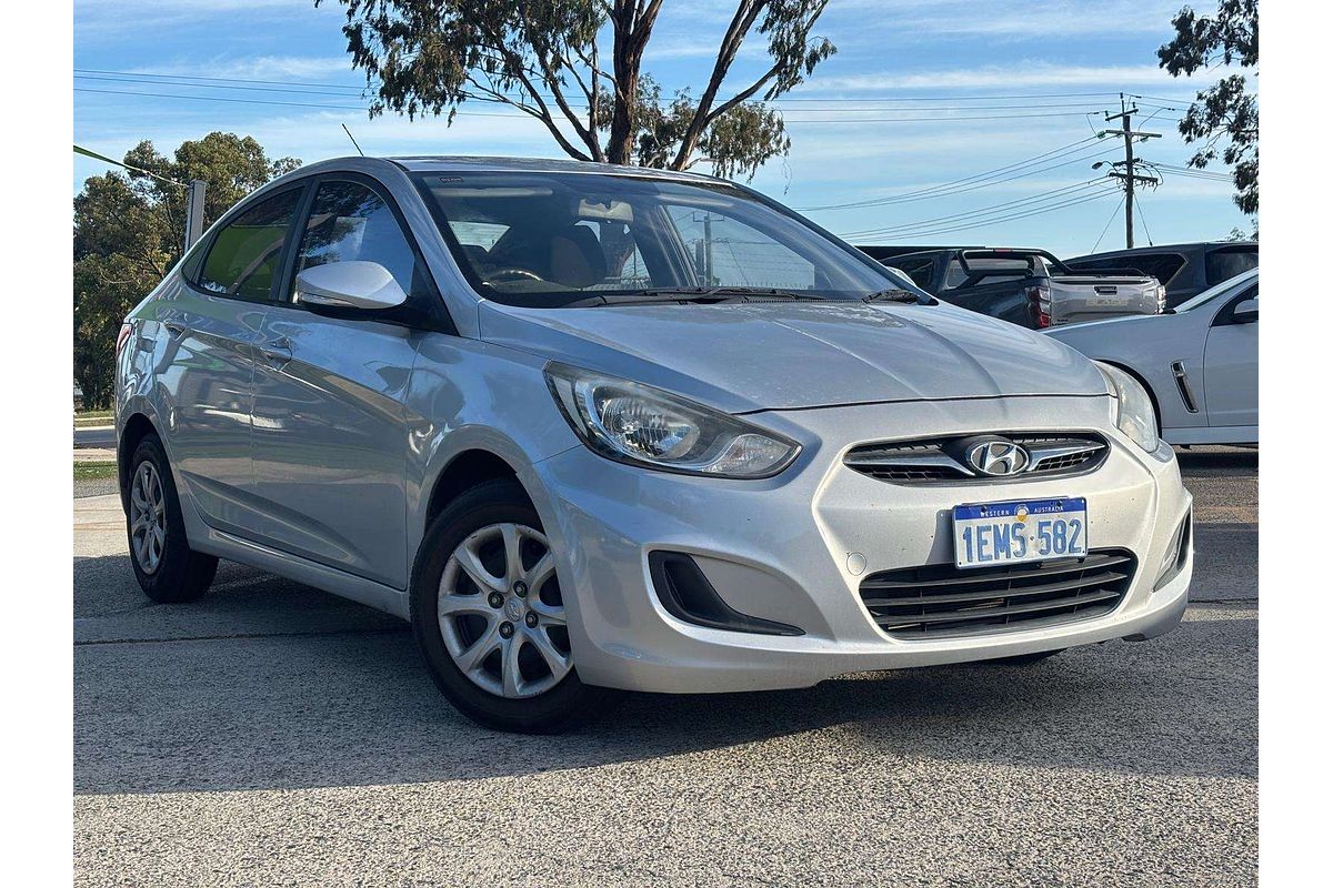 2014 Hyundai Accent Active RB2