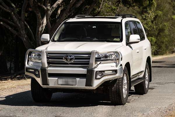 2019 Toyota Landcruiser Sahara VDJ200R