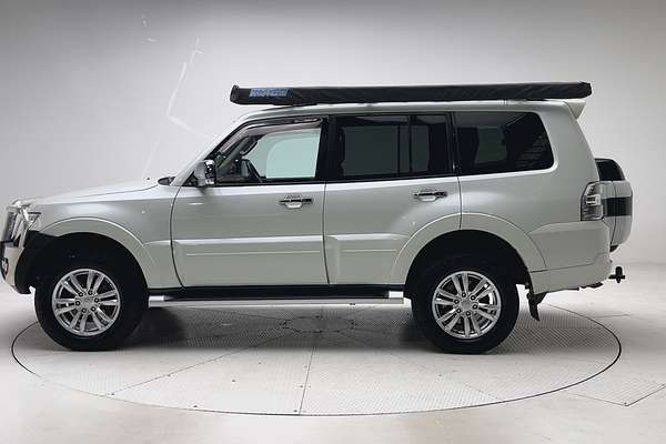 2018 Mitsubishi Pajero GLS NX thumb-5