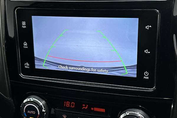 2018 Mitsubishi Pajero GLS NX thumb-15