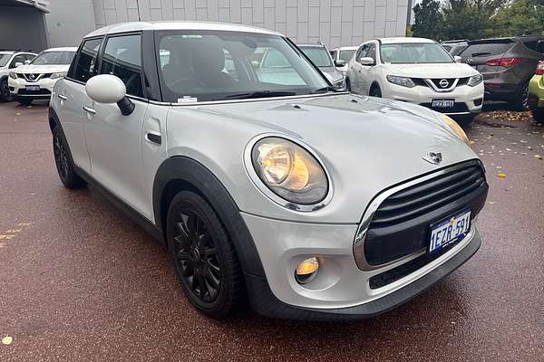 2016 MINI Hatch Cooper F55