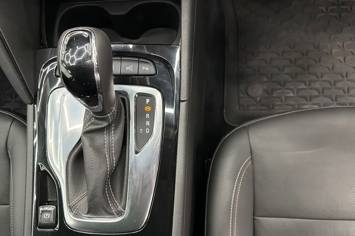 2019 Holden Calais ZB