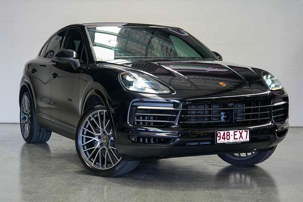 2022 Porsche Cayenne Platinum Edition 9YB