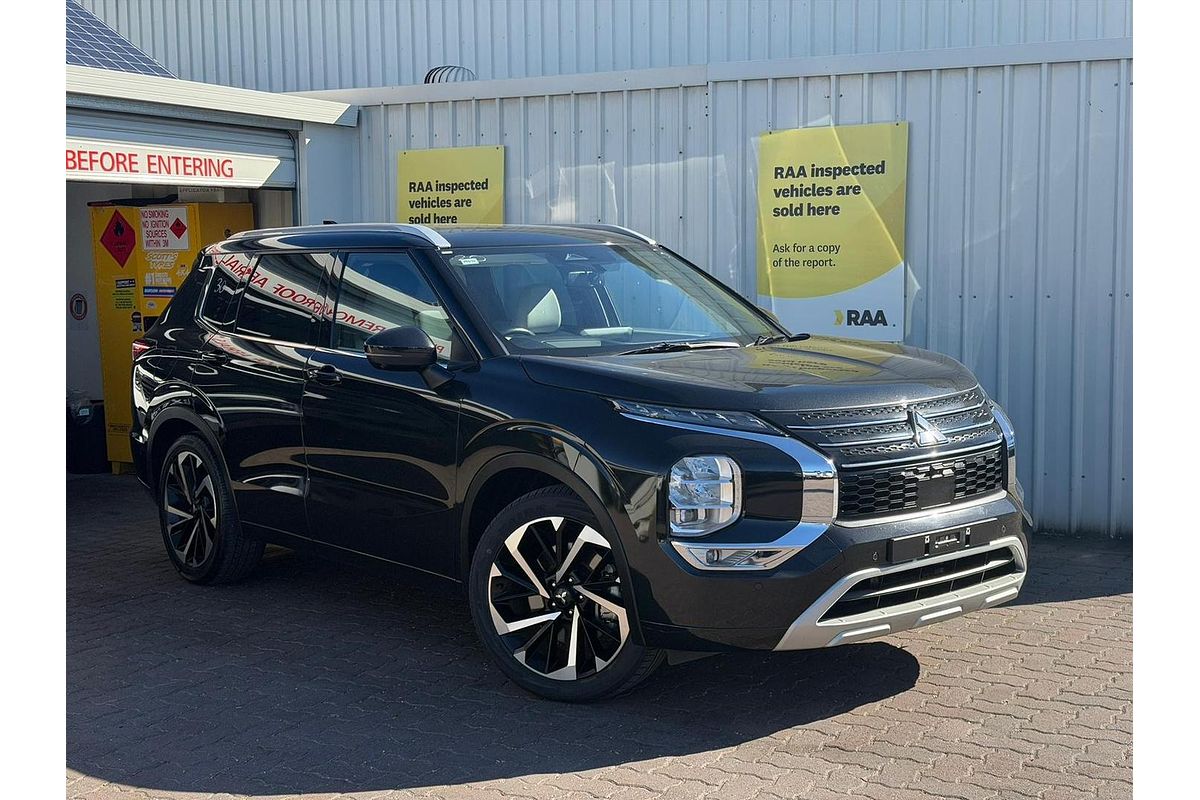 2022 Mitsubishi Outlander Exceed ZM