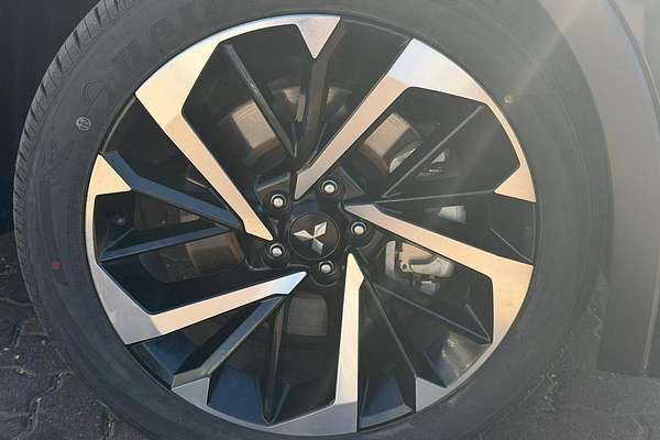 2022 Mitsubishi Outlander Exceed ZM thumb-8