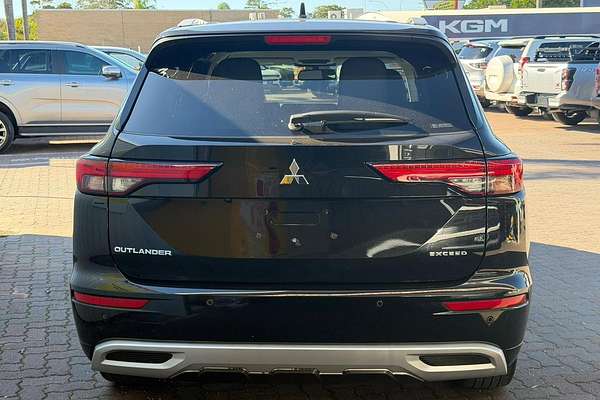 2022 Mitsubishi Outlander Exceed ZM thumb-4
