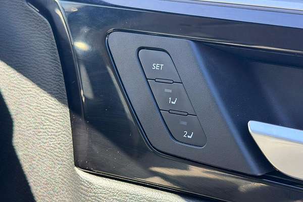 2022 Mitsubishi Outlander Exceed ZM thumb-19