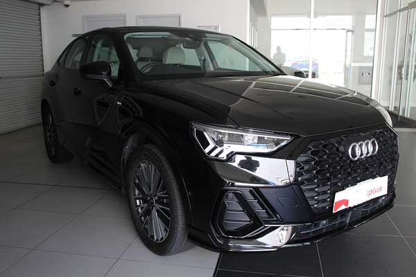 2021 Audi Q3 35 TFSI S line F3