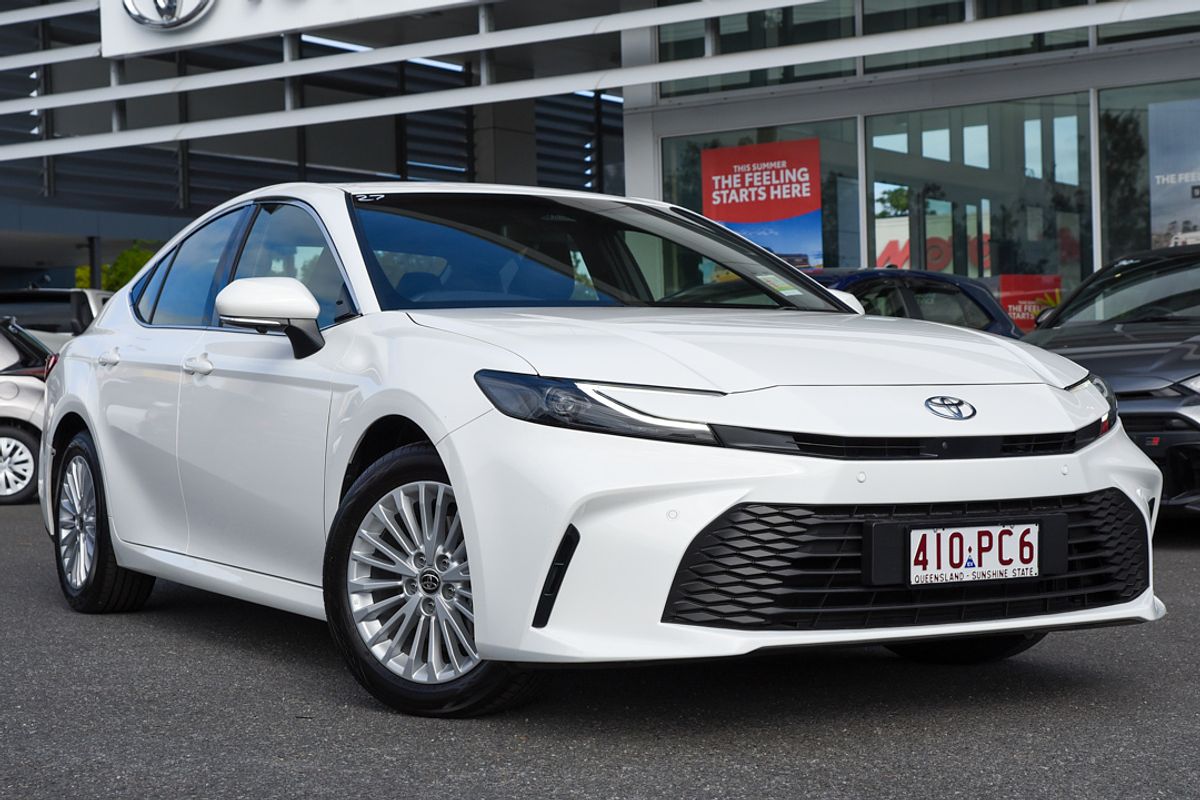 2025 Toyota Camry Ascent AXVH80R