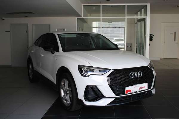 2025 Audi Q3 35 TFSI S line F3