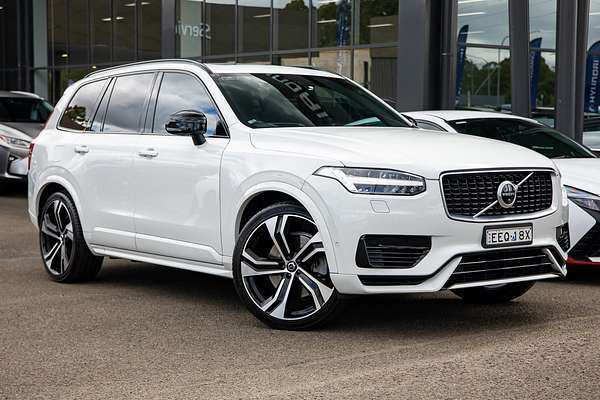 2019 Volvo XC90 T8 R-Design