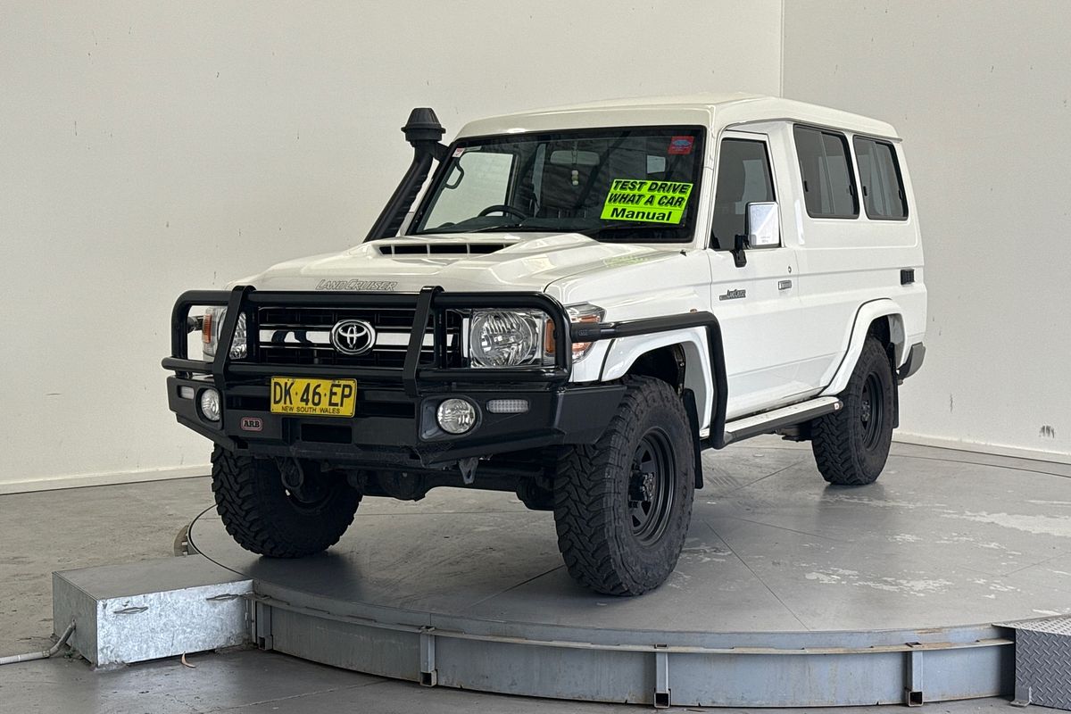 2022 Toyota Landcruiser GXL Troopcarrier VDJ78R