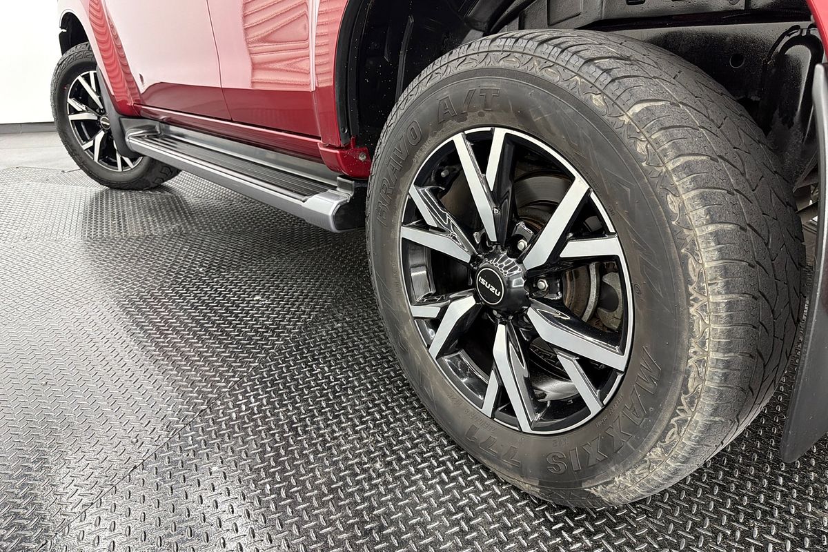 2021 Isuzu MU-X LS-U