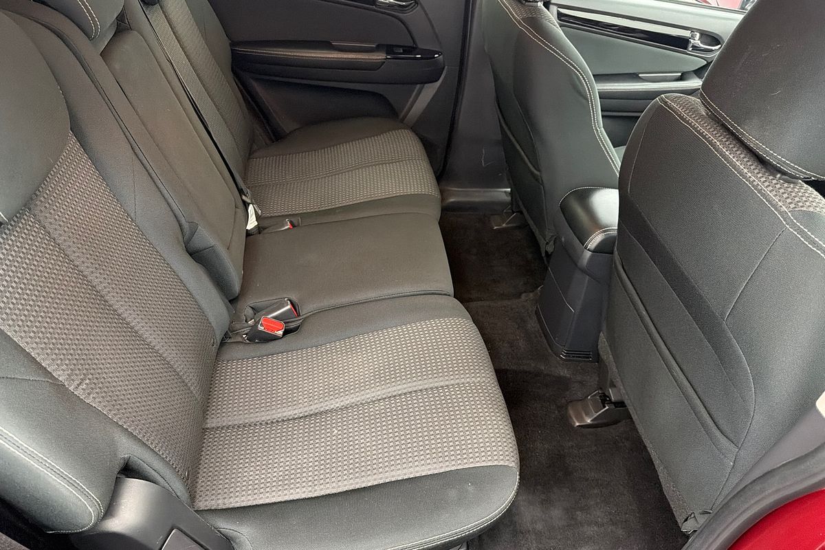 2021 Isuzu MU-X LS-U