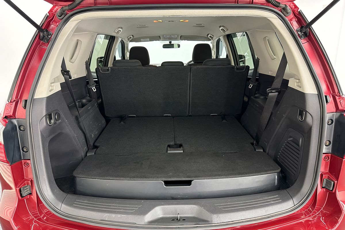 2021 Isuzu MU-X LS-U