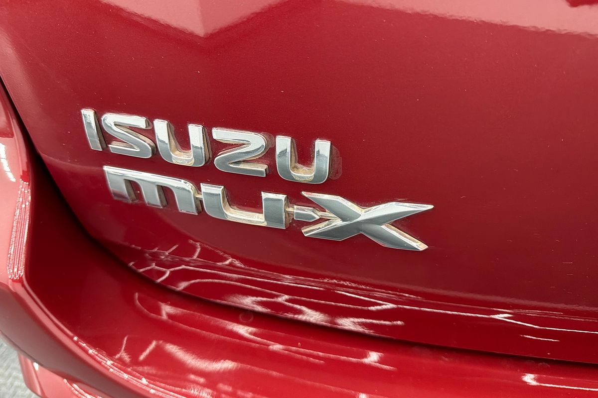 2021 Isuzu MU-X LS-U