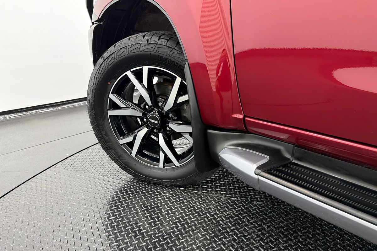 2021 Isuzu MU-X LS-U