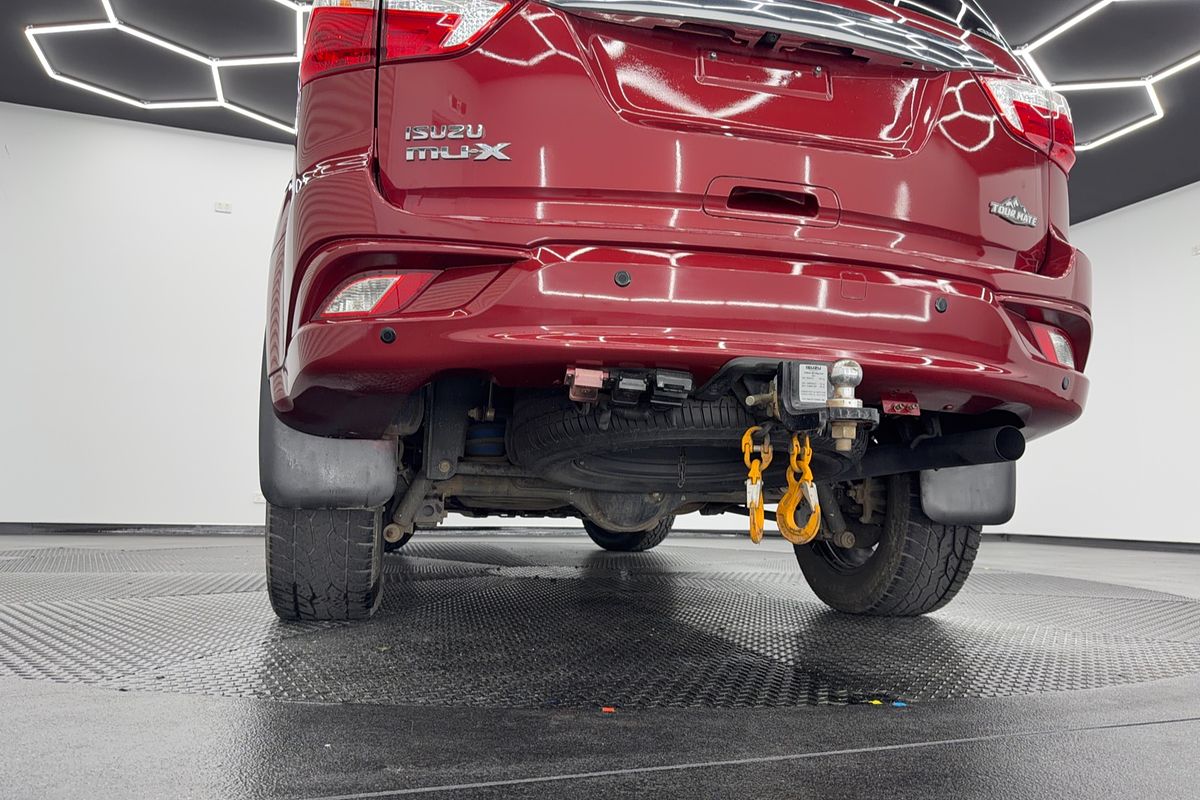 2021 Isuzu MU-X LS-U