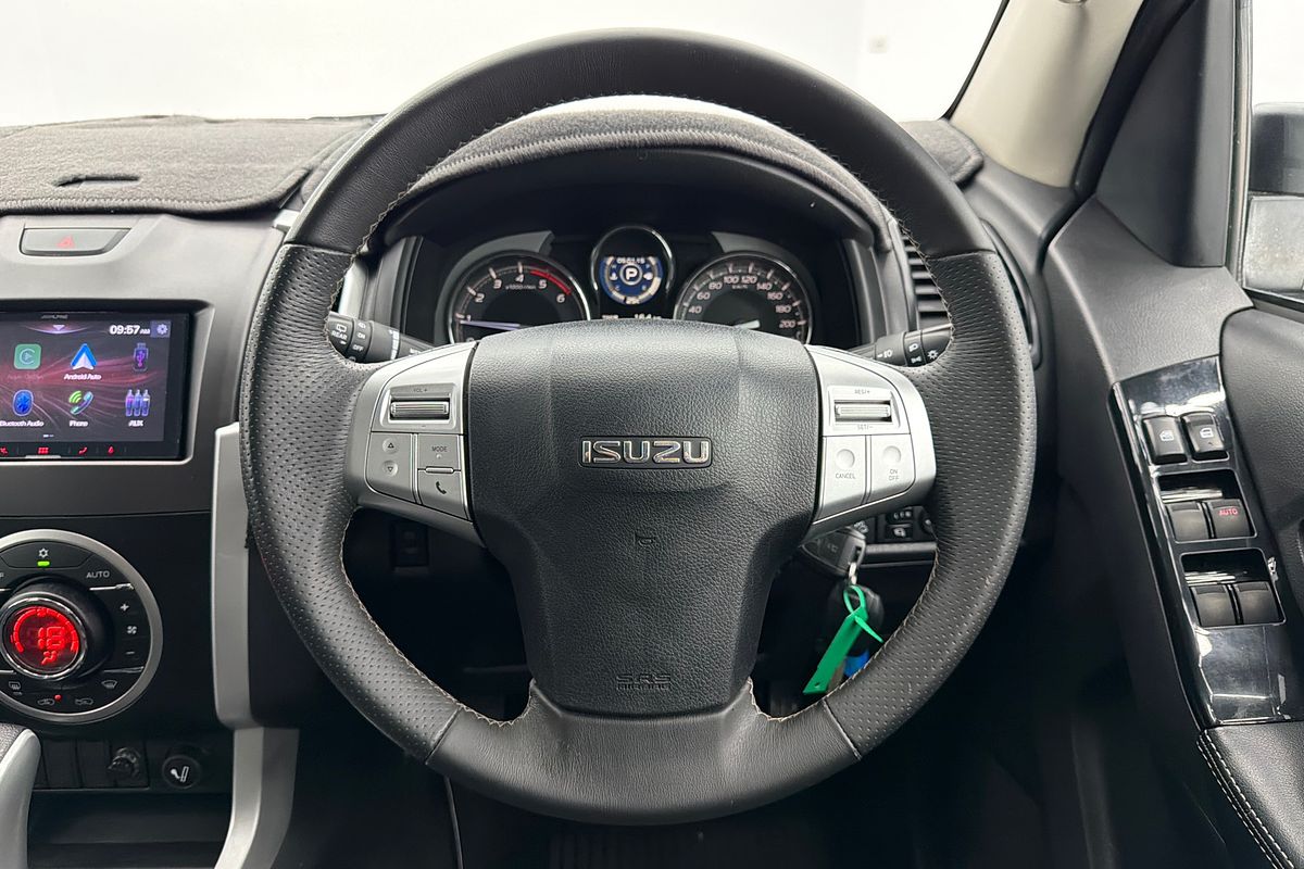 2021 Isuzu MU-X LS-U