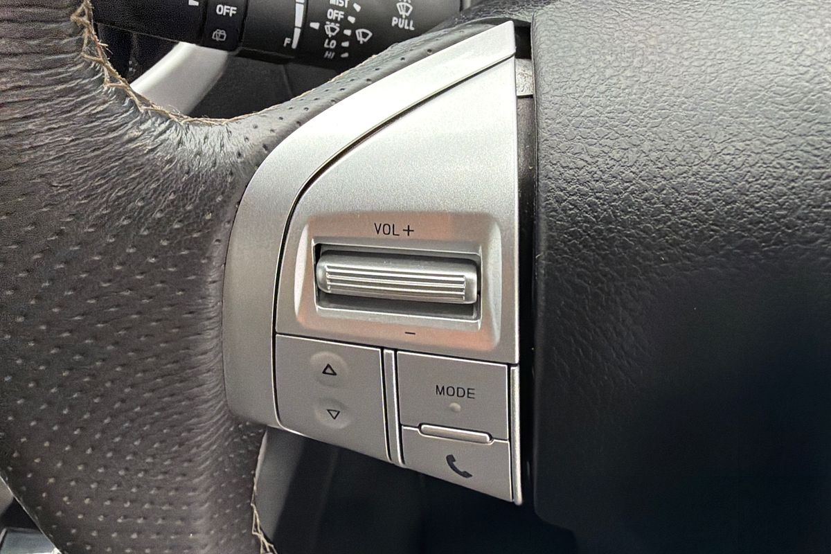 2021 Isuzu MU-X LS-U