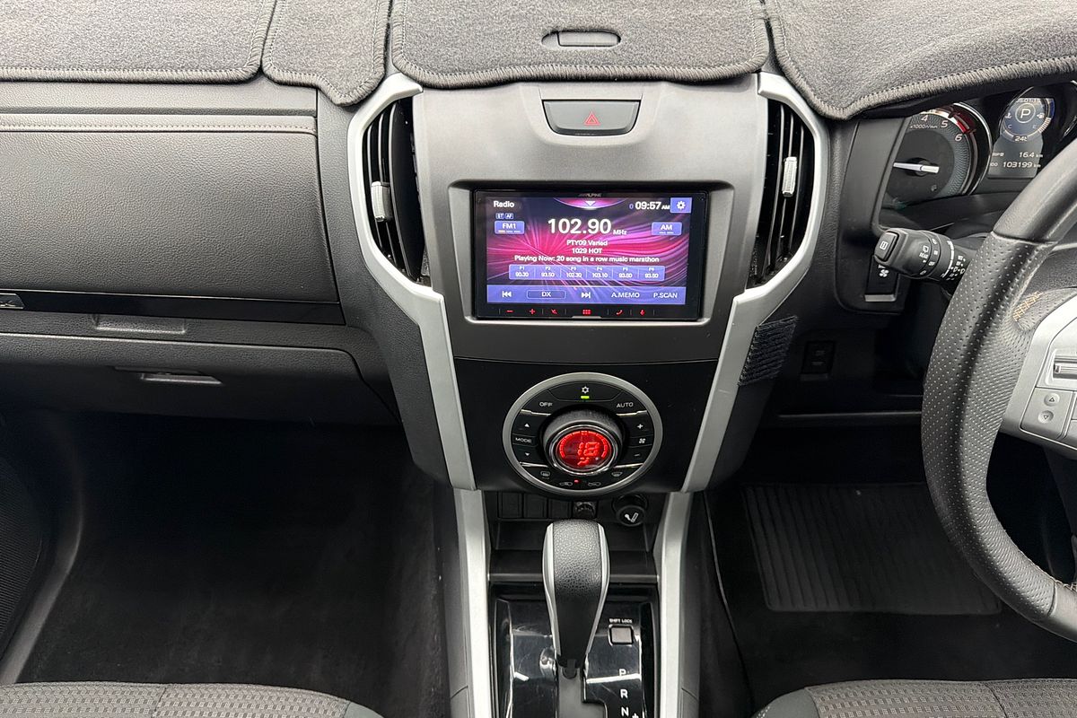 2021 Isuzu MU-X LS-U