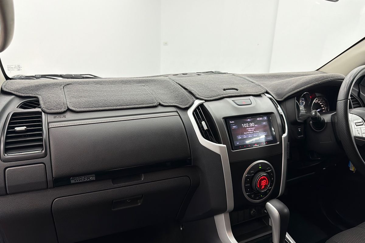 2021 Isuzu MU-X LS-U