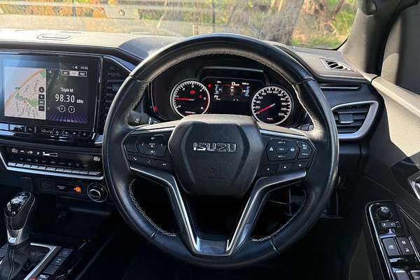 2020 Isuzu D-MAX X-TERRAIN 4X4 thumb-12