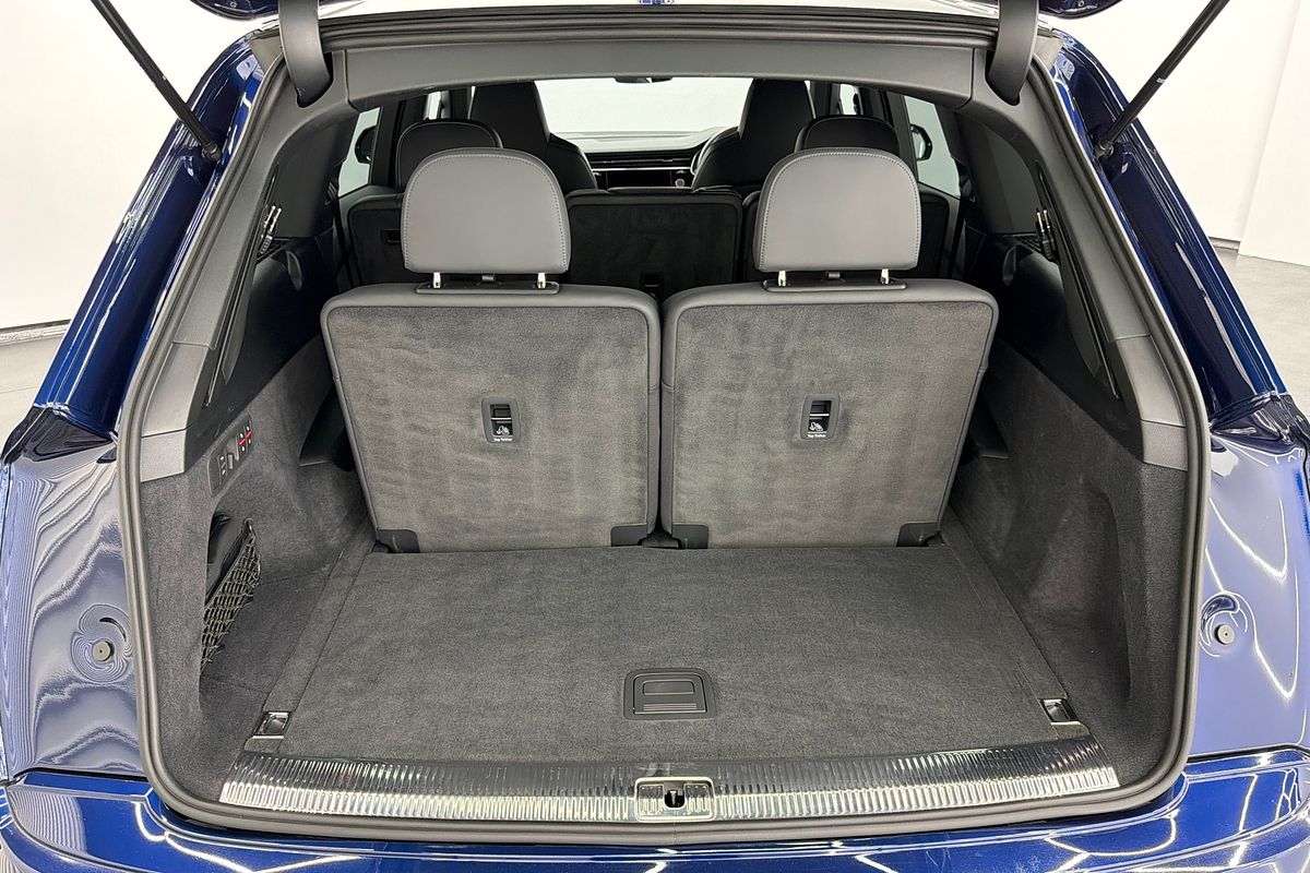 2024 Audi SQ7 TFSI 4M