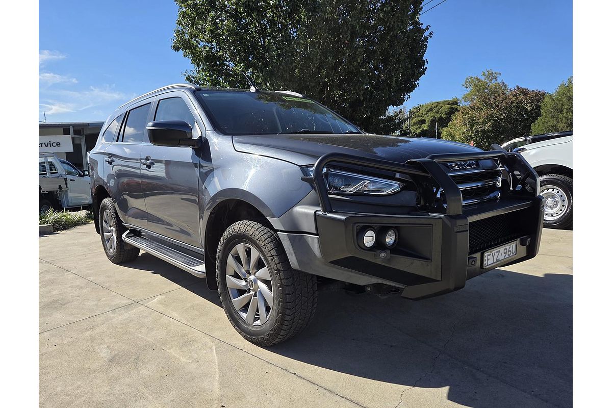 2021 Isuzu MU-X LS-U