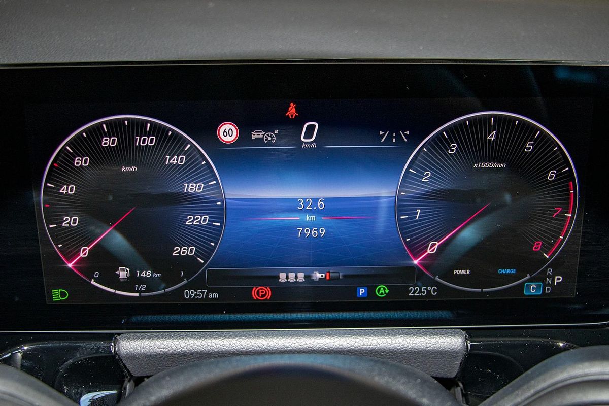 H247 805+055MY GLA250 WAG DUAL 8sp 2.0T/10kW