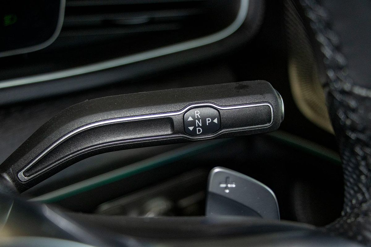 V167 803MY GLE300 d WAG 5dr 9G 9sp 2.0DT