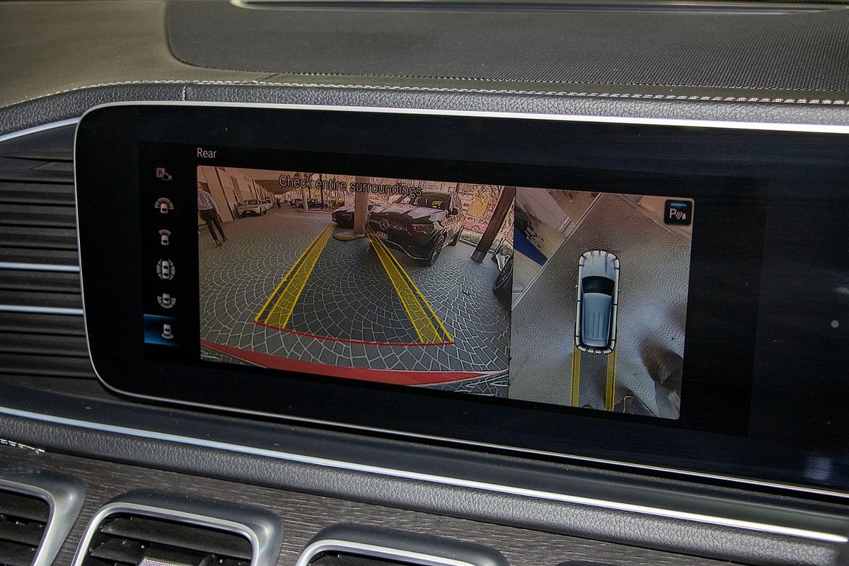 V167 803MY GLE300 d WAG 5dr 9G 9sp 2.0DT