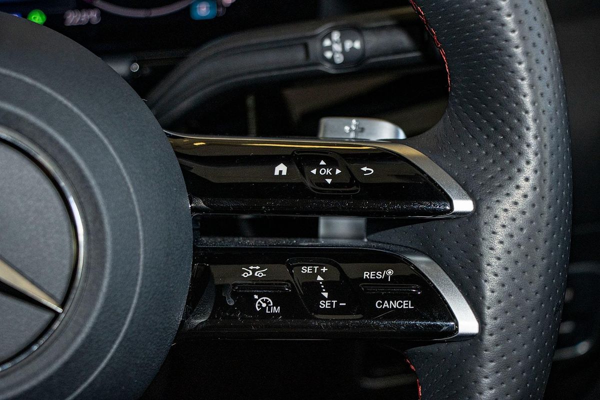 H247 805+055MY GLA250 WAG DUAL 8sp 2.0T/10kW