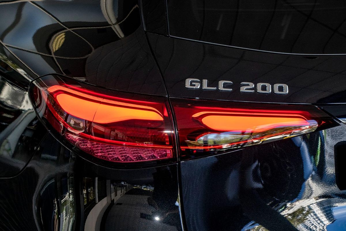 X254 806MY GLC200 WAG 9G 9sp 2 0T/17kW
