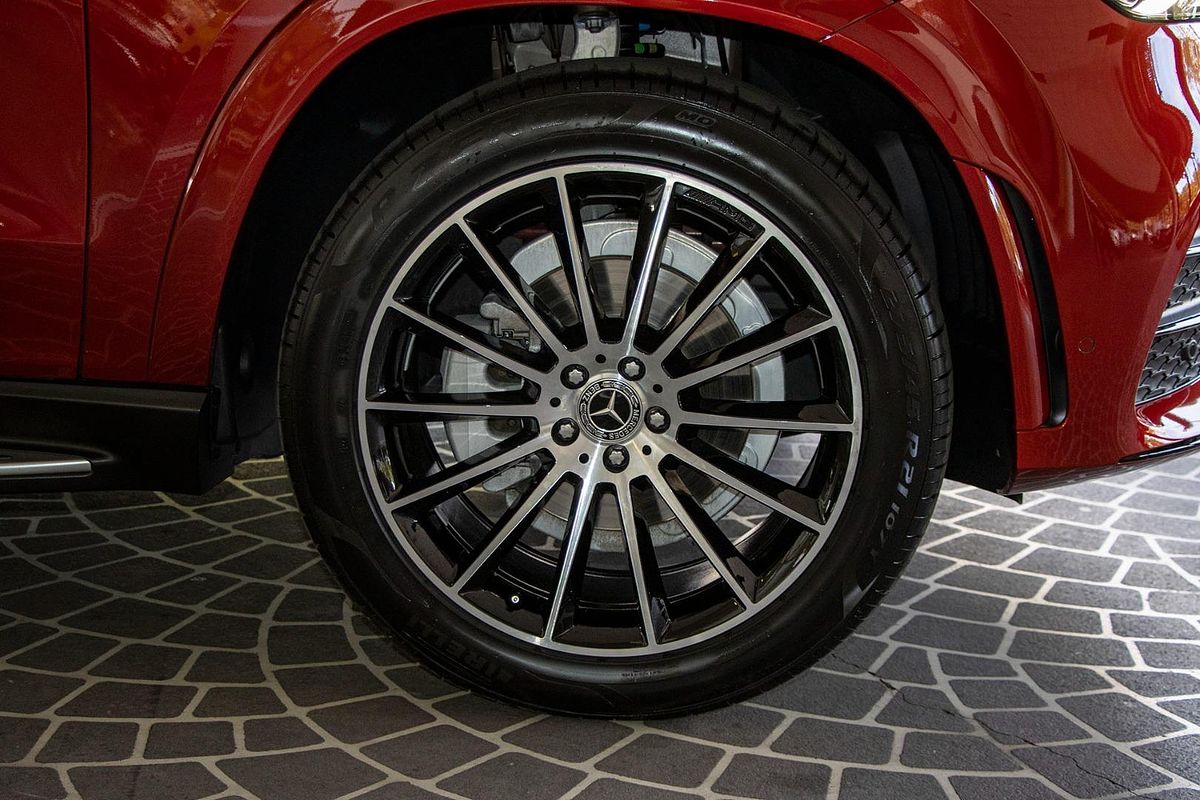 V167 803MY GLE300 d WAG 5dr 9G 9sp 2.0DT