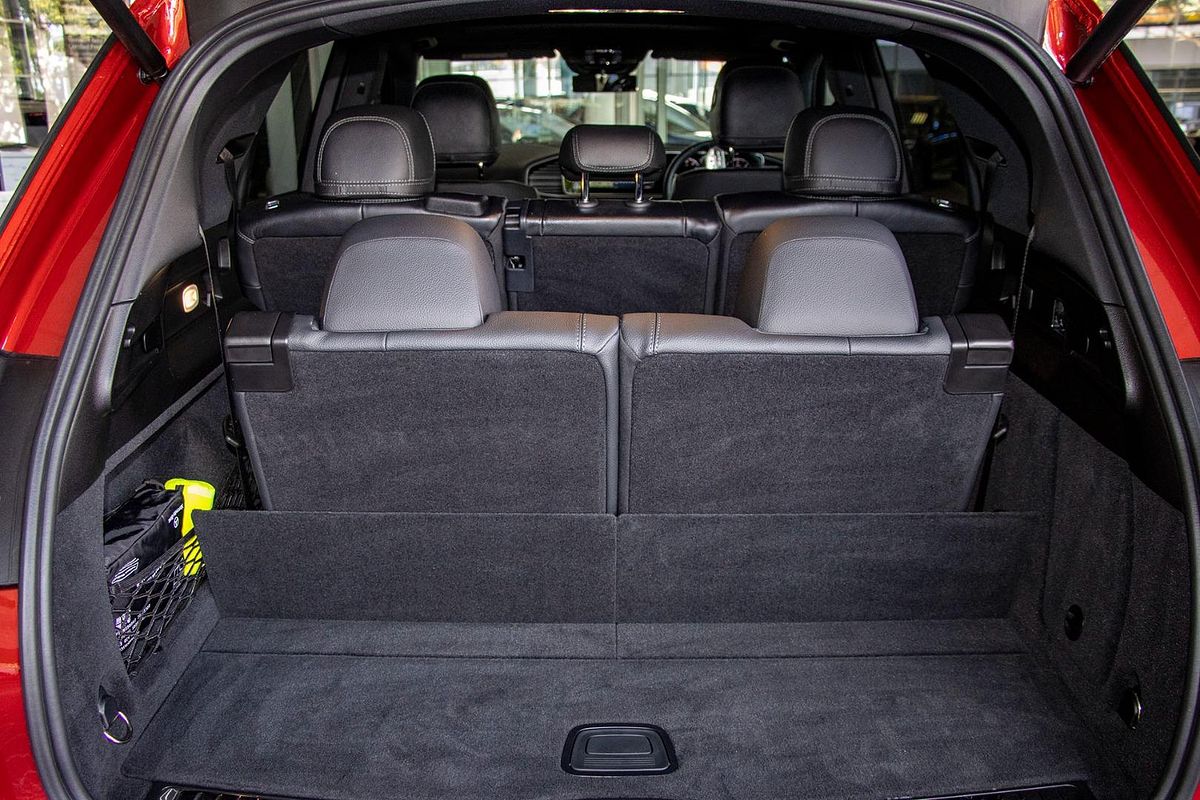 V167 803MY GLE300 d WAG 5dr 9G 9sp 2.0DT