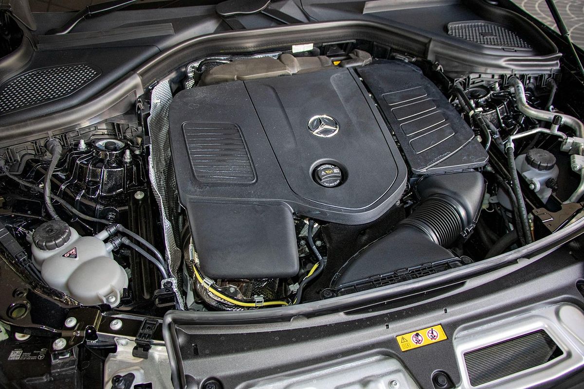 X254 806MY GLC200 WAG 9G 9sp 2 0T/17kW