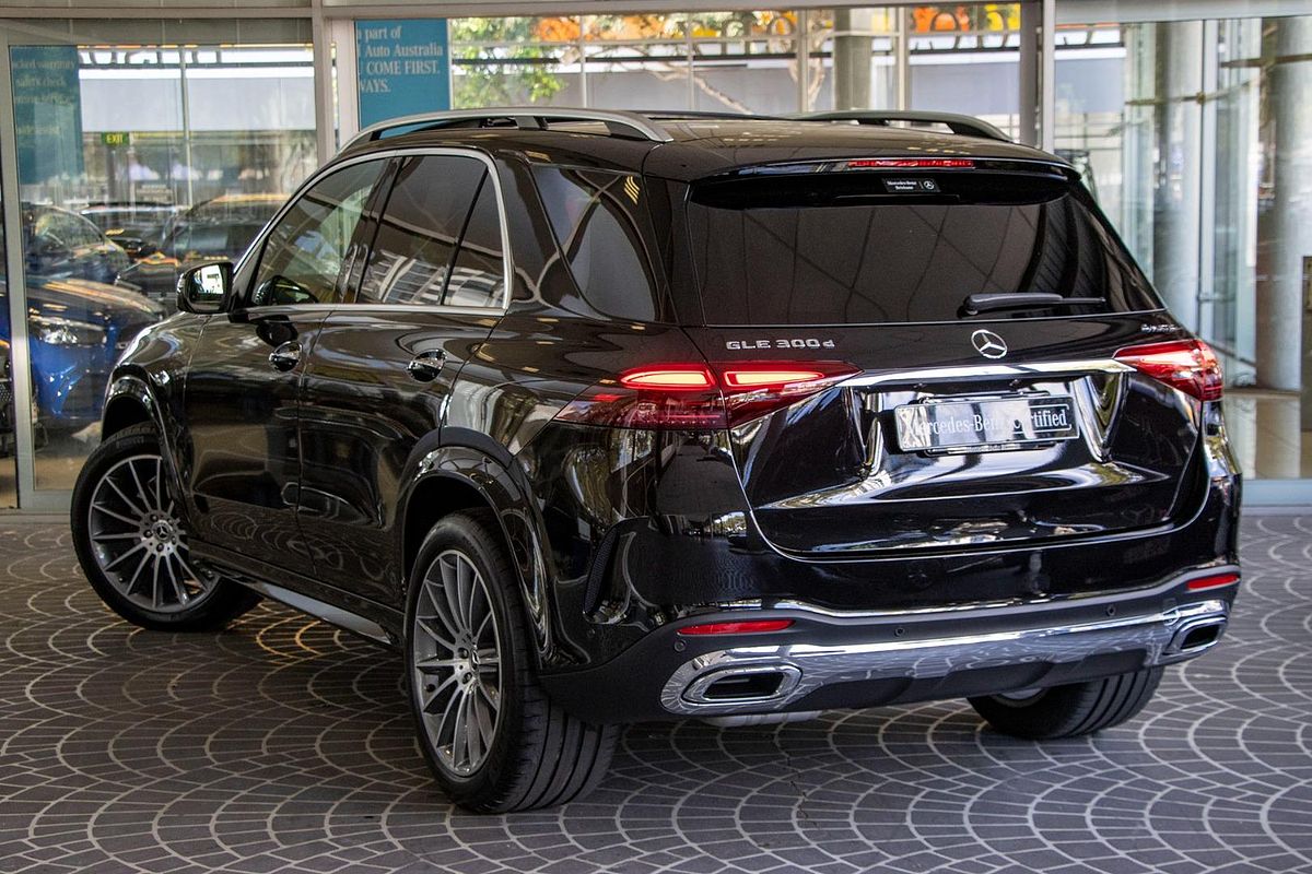 V167 805+055MY GLE300 d Editio n 7 WAG 9G 9sp